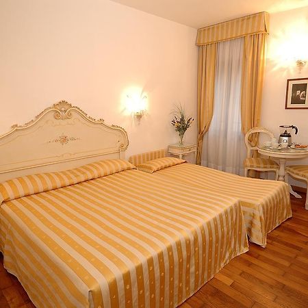 Casa Sul Molo Bed & Breakfast Venice Exterior photo