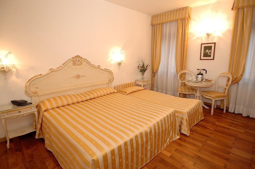 Casa Sul Molo Bed & Breakfast Venice Exterior photo